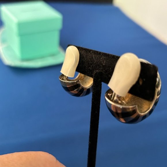 Vintage Tiffany & Co 925 Silver Black Blue Enamel Shrimp Omega Earrings - Picture 5 of 14